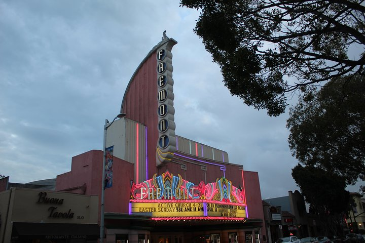 The Fremont Theatre is one of the last Streamline Moderne building in existence.
